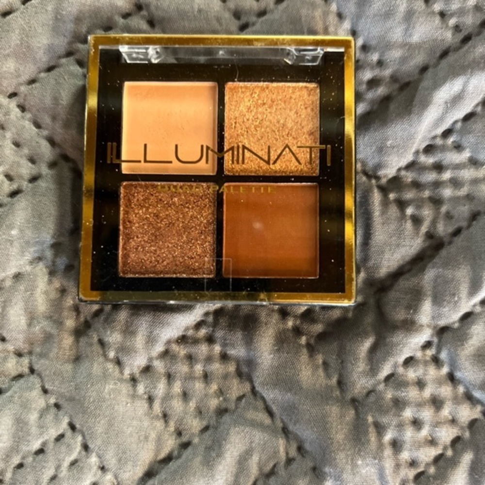 Illuminati Eyeshadow Palette​​​​